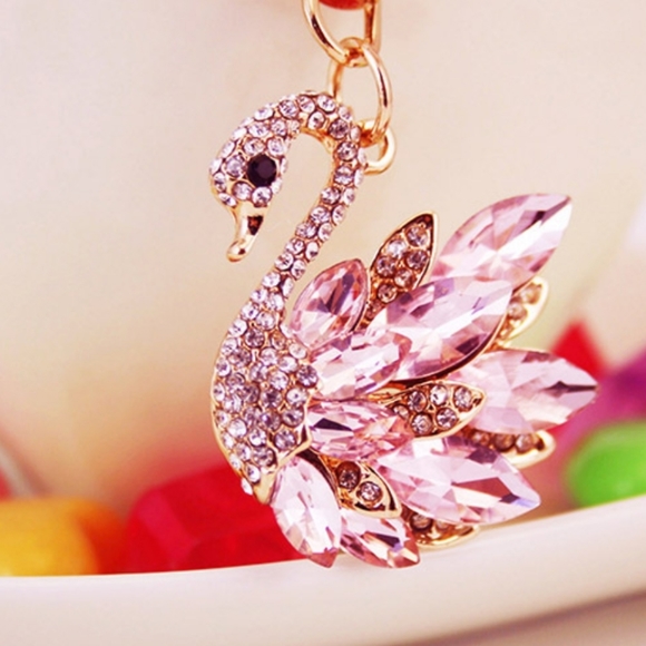 ‼️CLEARANCE PRICE FIRM‼️🦢Swan Keychain🦢 - Picture 2 of 3